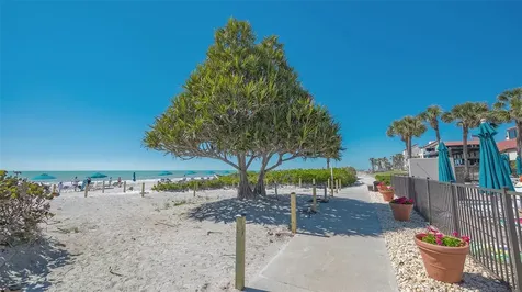 1975 Gulf Of Mexico Drive Longboat Key FL 34228