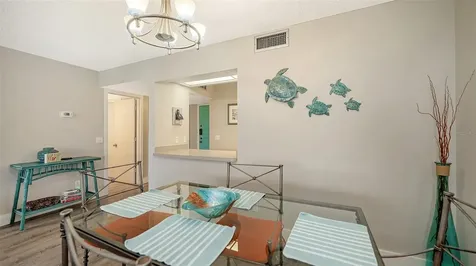 1975 Gulf Of Mexico Drive Longboat Key FL 34228