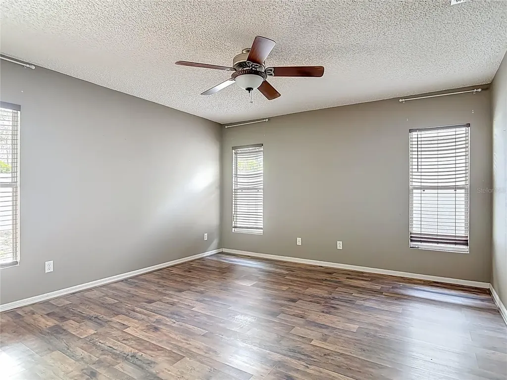 712 Spring Cavern Avenue Orange City FL 32763