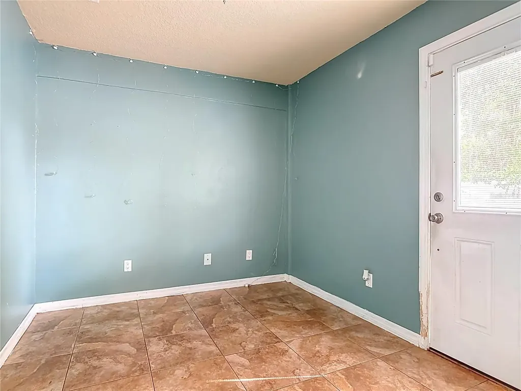 712 Spring Cavern Avenue Orange City FL 32763