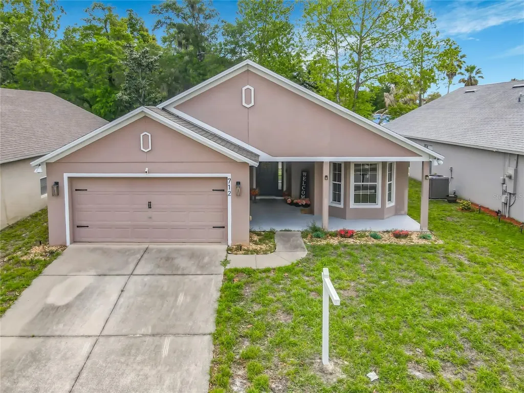 712 Spring Cavern Avenue Orange City FL 32763
