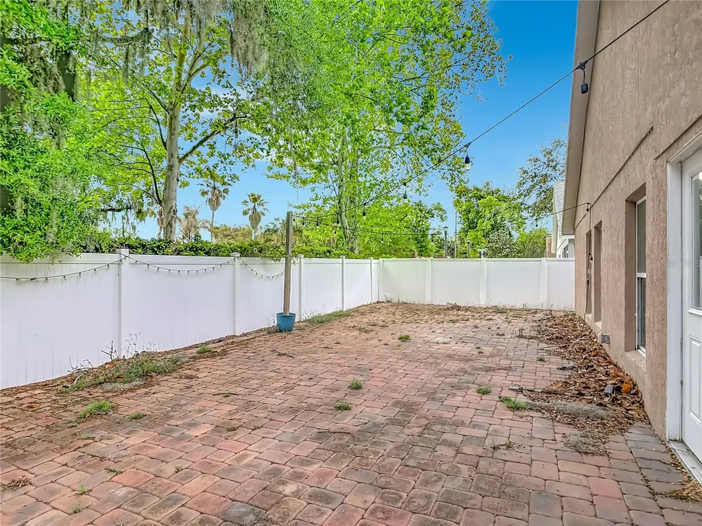 712 Spring Cavern Avenue Orange City FL 32763