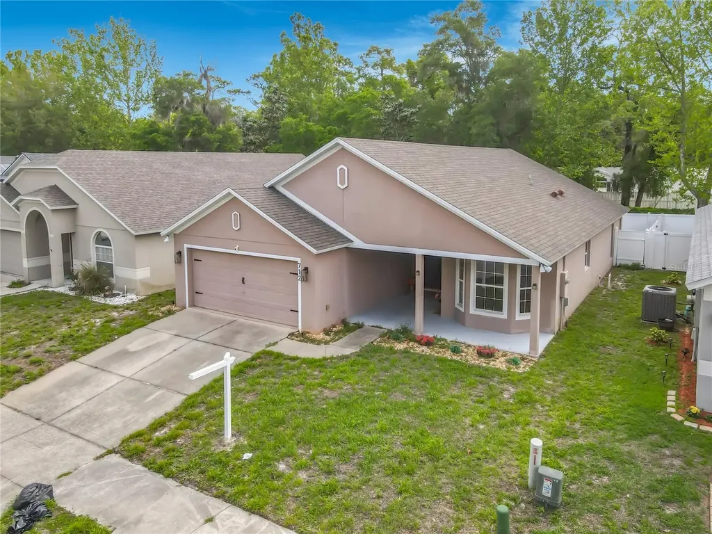 712 Spring Cavern Avenue Orange City FL 32763