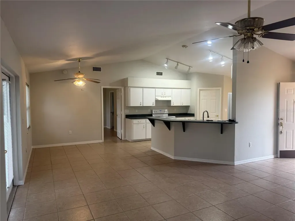 620 Reflections Loop Winter Haven FL 33884