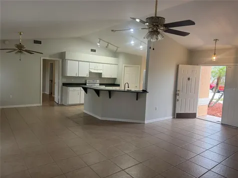 620 Reflections Loop Winter Haven FL 33884