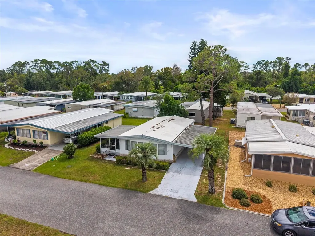 259 Kelou Court Leesburg FL 34788