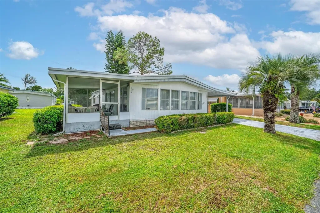 259 Kelou Court Leesburg FL 34788