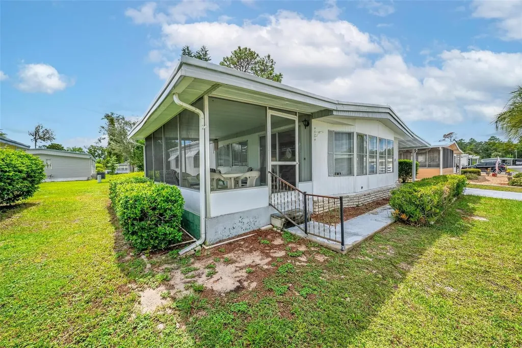 259 Kelou Court Leesburg FL 34788