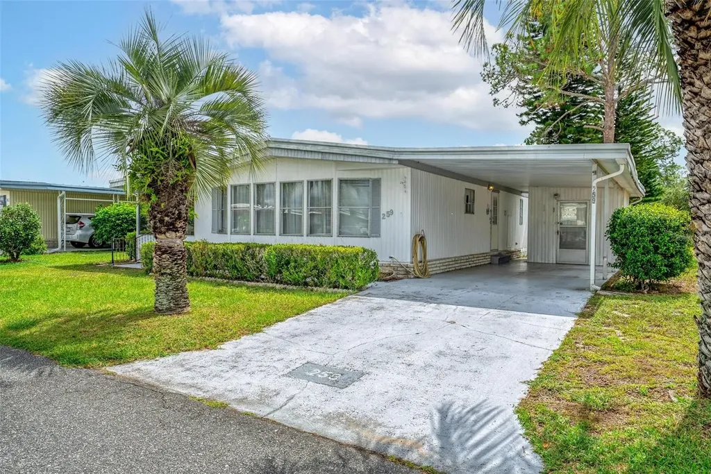 259 Kelou Court Leesburg FL 34788