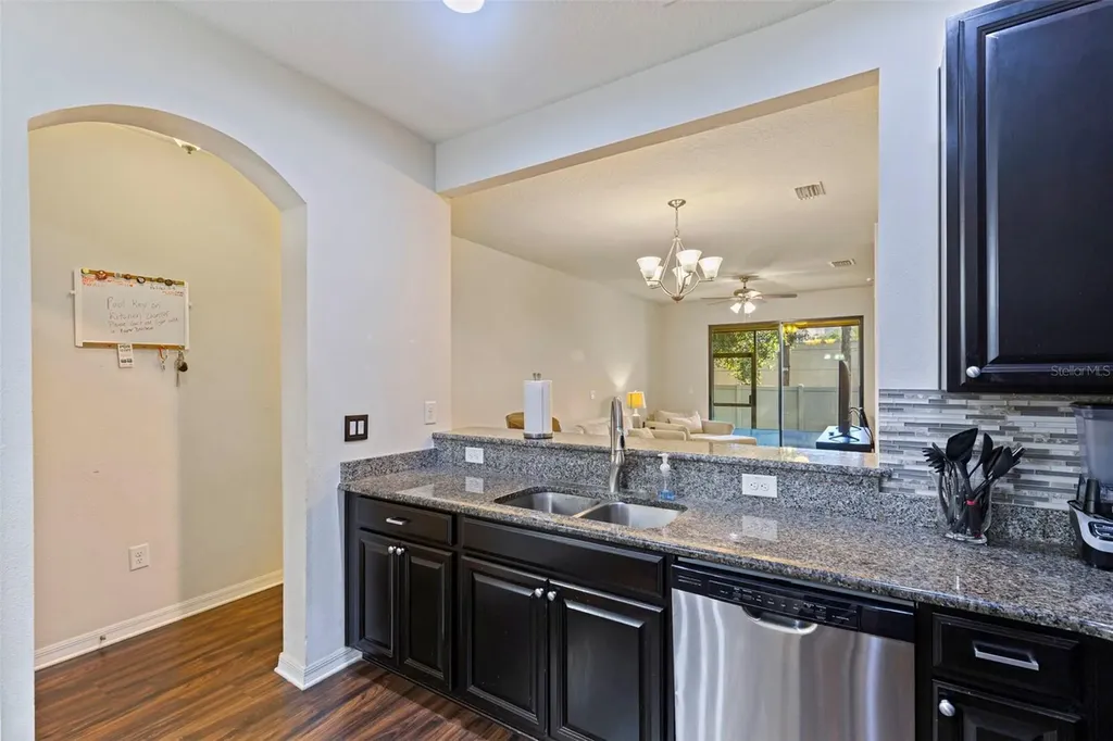5148 Bay Isle Circle Clearwater FL 33760