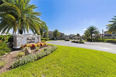 5148 Bay Isle Circle Clearwater FL 33760
