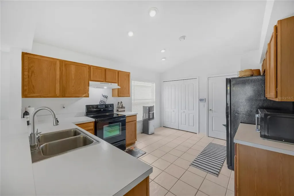 6923 Waterbrook Court Gibsonton FL 33534
