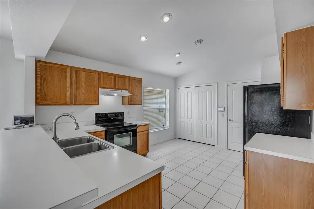 6923 Waterbrook Court Gibsonton FL 33534
