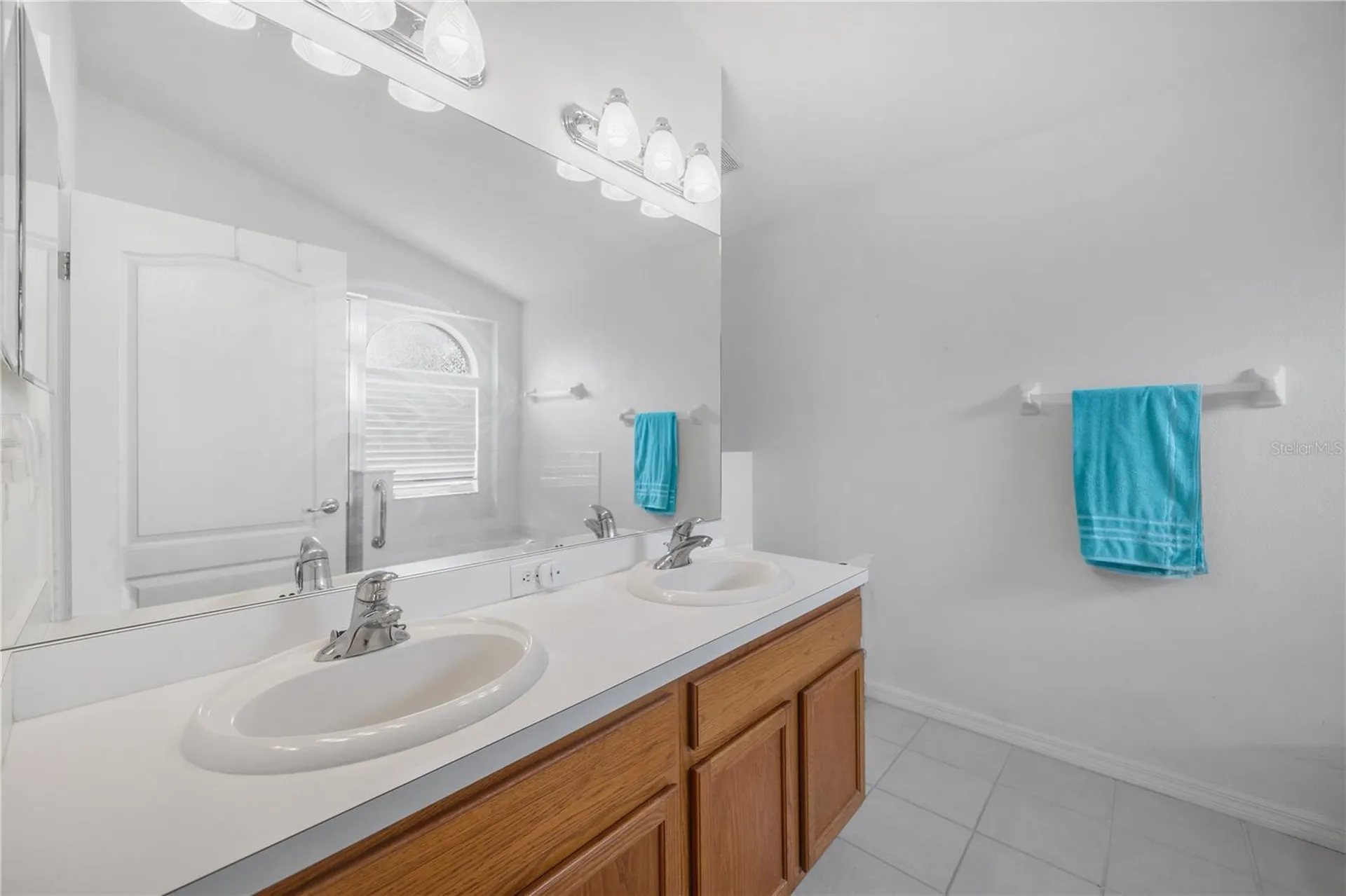 6923 Waterbrook Court Gibsonton FL 33534
