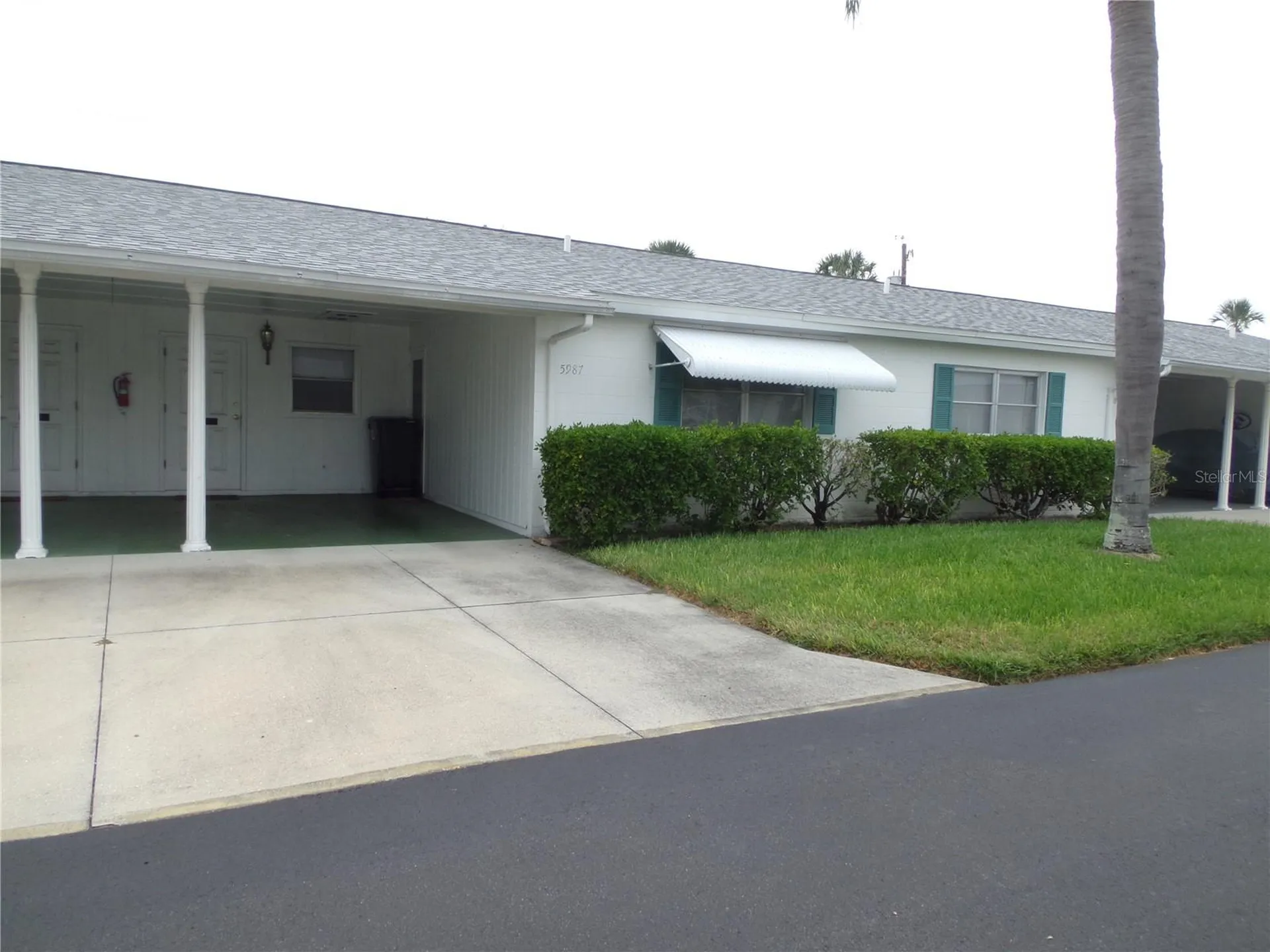 5987 Coral Way Bradenton FL 34207