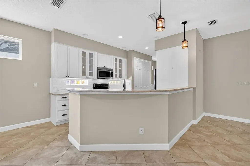 8852 Bridgeport Bay Circle Mount Dora FL 32757