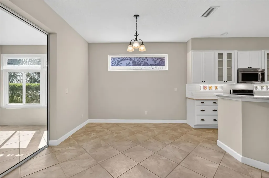 8852 Bridgeport Bay Circle Mount Dora FL 32757