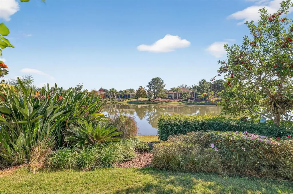 8852 Bridgeport Bay Circle Mount Dora FL 32757