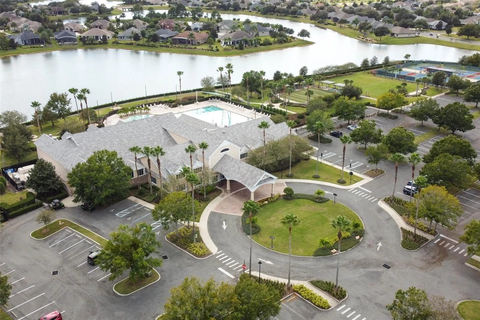 8852 Bridgeport Bay Circle Mount Dora FL 32757