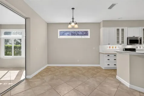 8852 Bridgeport Bay Circle Mount Dora FL 32757