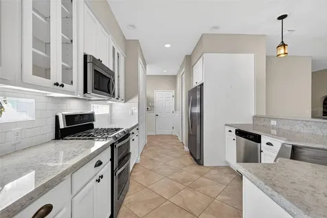 8852 Bridgeport Bay Circle Mount Dora FL 32757