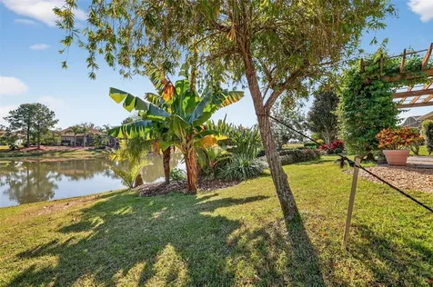 8852 Bridgeport Bay Circle Mount Dora FL 32757