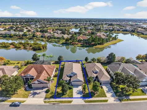 8852 Bridgeport Bay Circle Mount Dora FL 32757