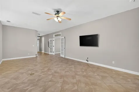 8852 Bridgeport Bay Circle Mount Dora FL 32757