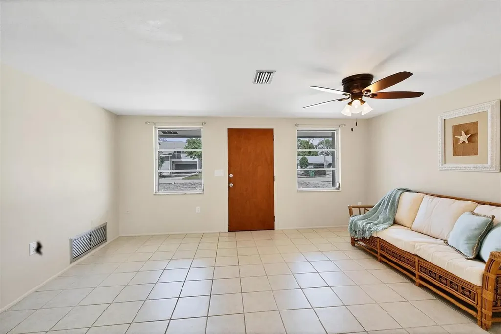 25 1st Avenue Englewood FL 34223