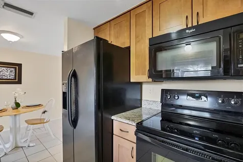 25 1st Avenue Englewood FL 34223