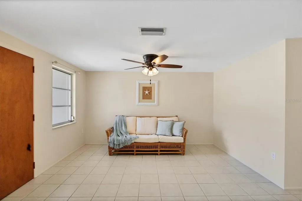 25 1st Avenue Englewood FL 34223