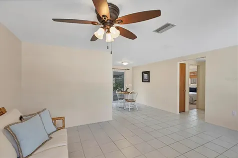 25 1st Avenue Englewood FL 34223