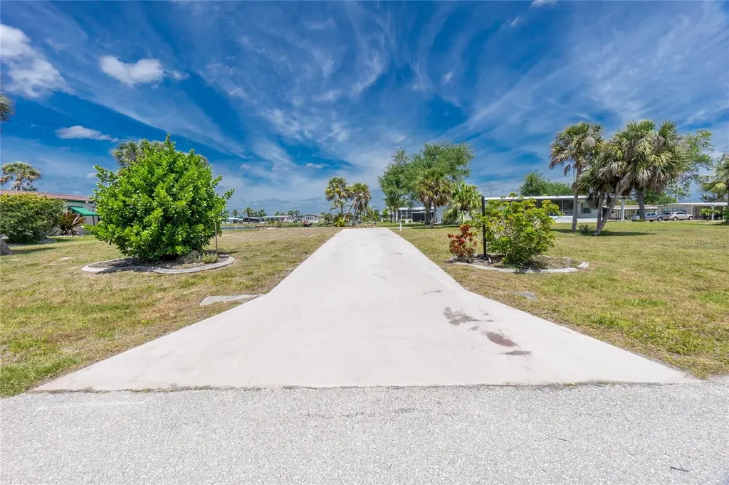 6371 Falcon Drive Englewood FL 34224