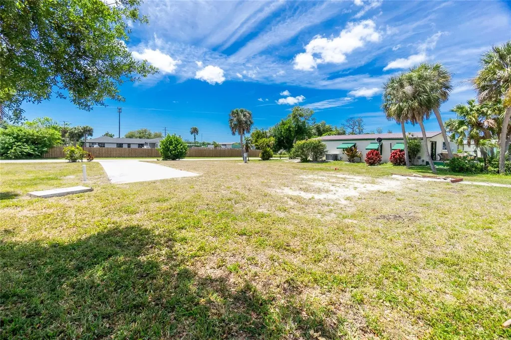6371 Falcon Drive Englewood FL 34224