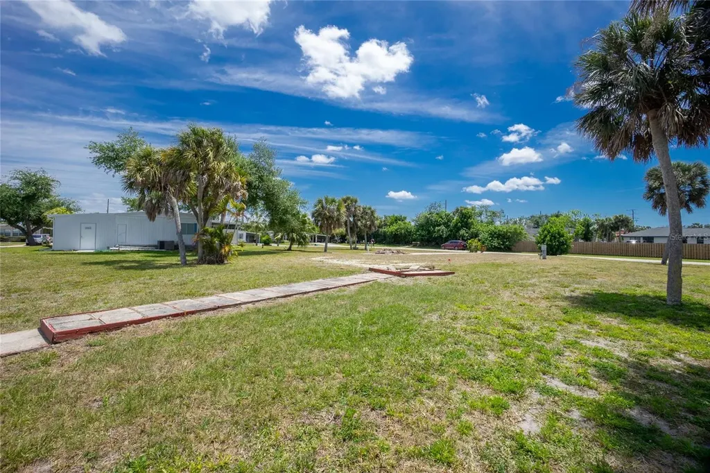 6371 Falcon Drive Englewood FL 34224
