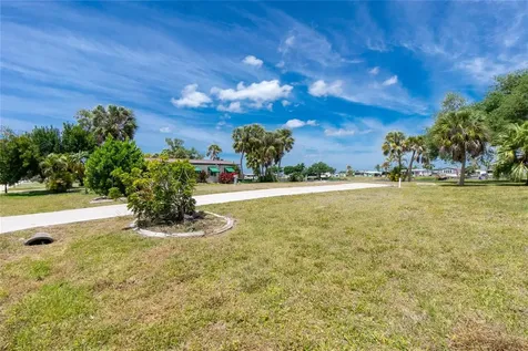 6371 Falcon Drive Englewood FL 34224