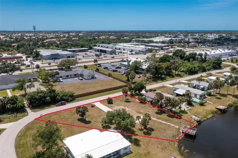 6371 Falcon Drive Englewood FL 34224