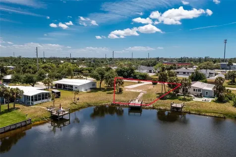 6371 Falcon Drive Englewood FL 34224