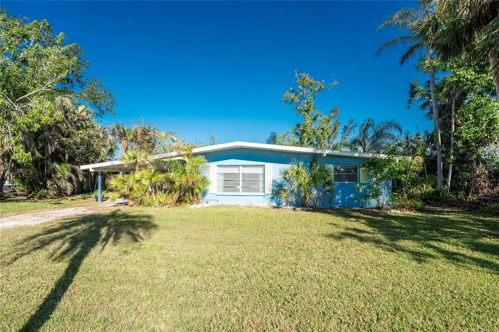 1770 Hudson Street Englewood FL 34223