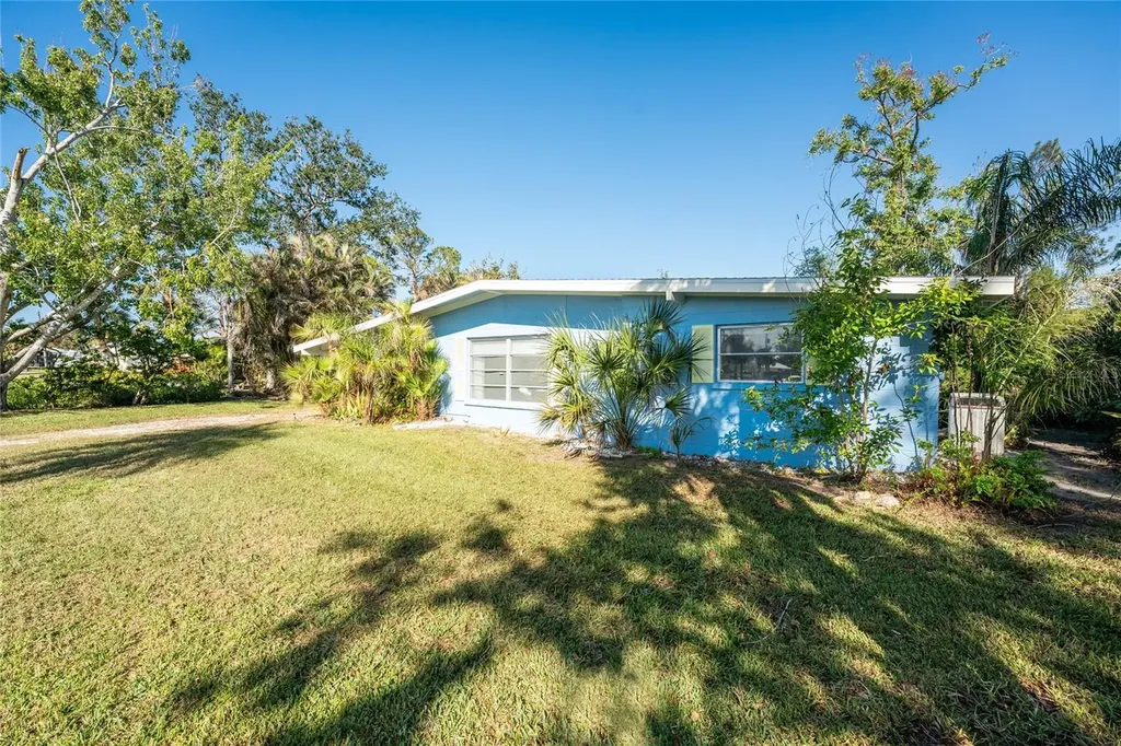 1770 Hudson Street Englewood FL 34223
