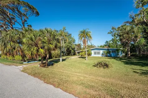 1770 Hudson Street Englewood FL 34223