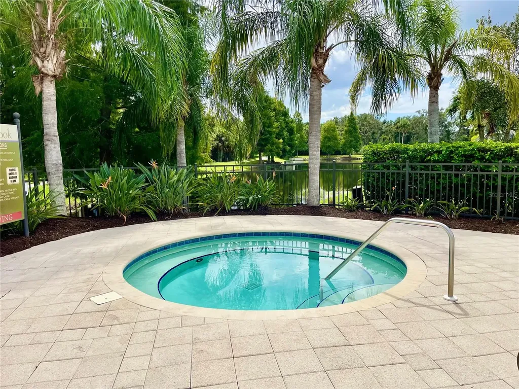 6417 Pine Breeze Run Sarasota FL 34243