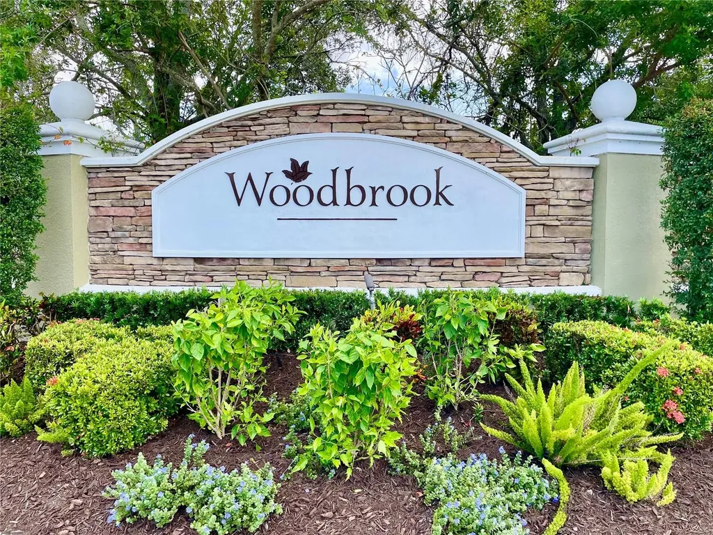 6417 Pine Breeze Run Sarasota FL 34243