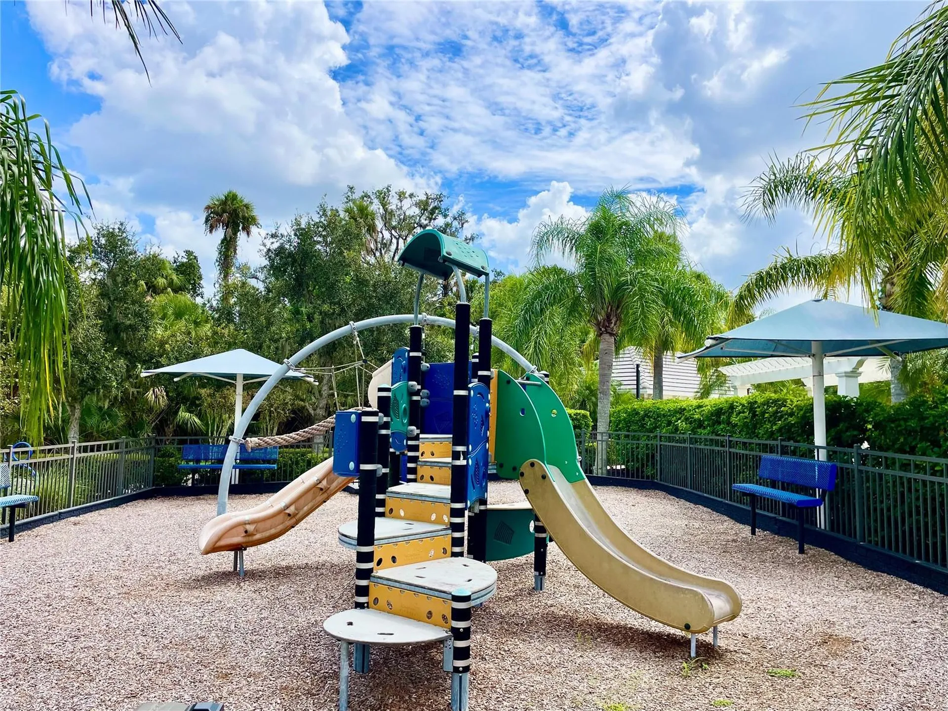 6417 Pine Breeze Run Sarasota FL 34243