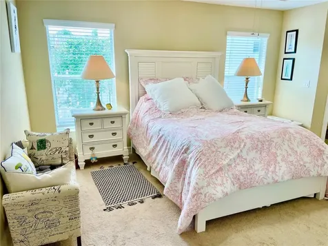6417 Pine Breeze Run Sarasota FL 34243