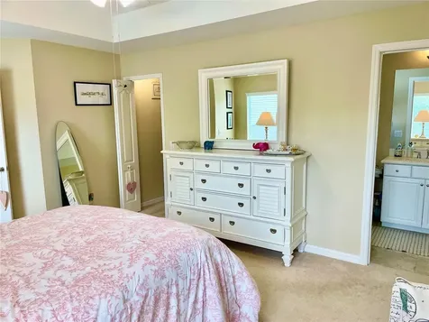 6417 Pine Breeze Run Sarasota FL 34243