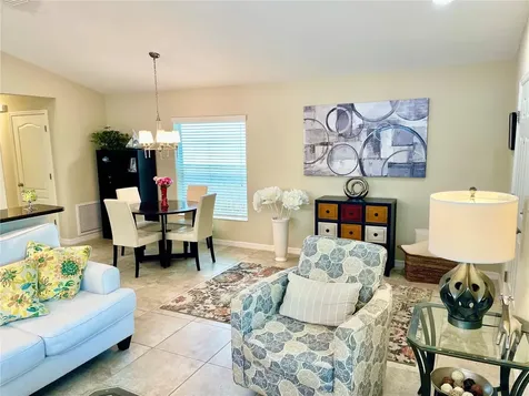 6417 Pine Breeze Run Sarasota FL 34243
