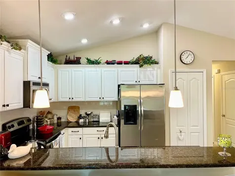 6417 Pine Breeze Run Sarasota FL 34243