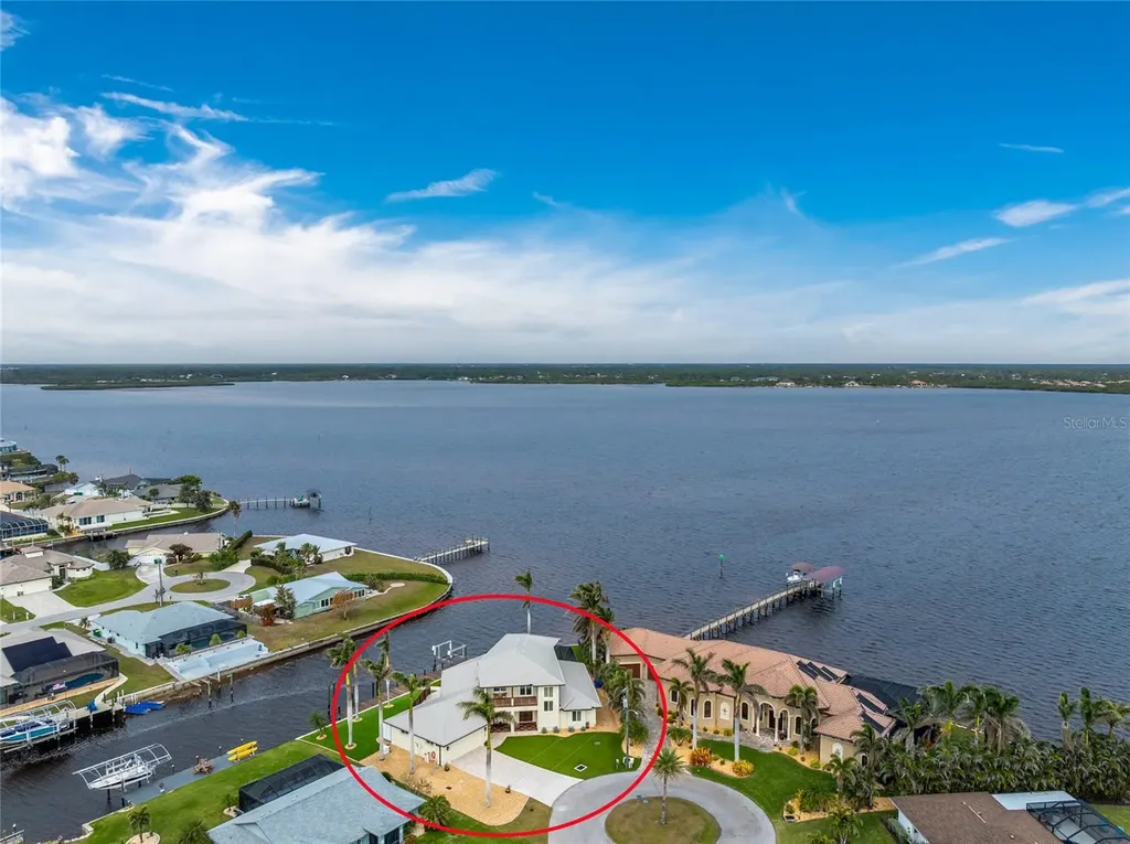 3015 Curry Terrace Port Charlotte FL 33981