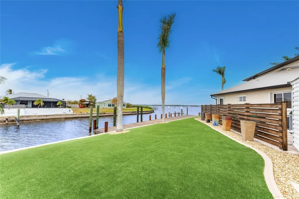 3015 Curry Terrace Port Charlotte FL 33981
